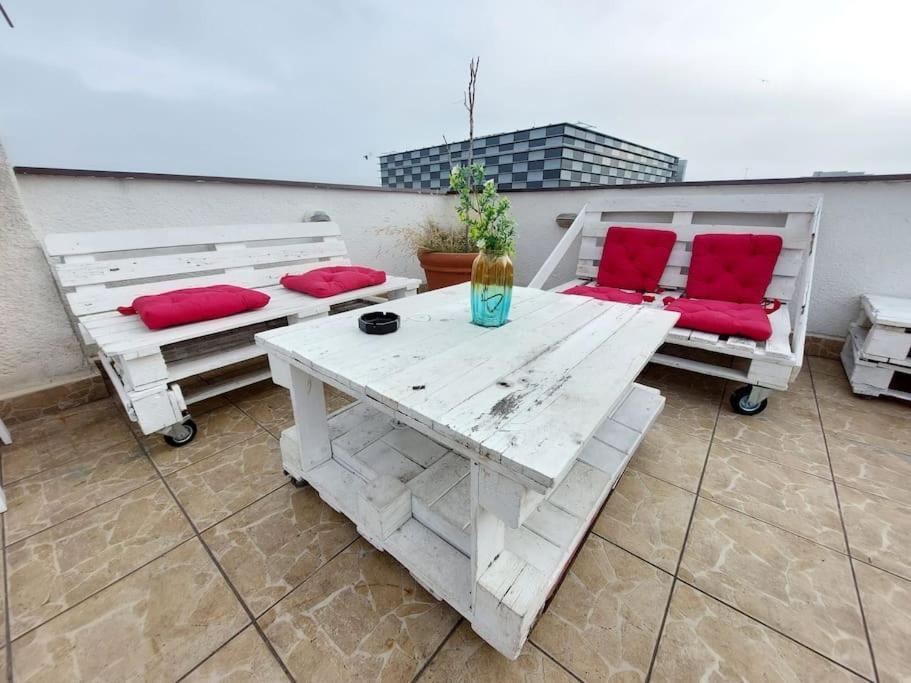 Sweet Dreams Suites Panoramic Studio Zodiac Dorobanti Bukarest Exteriör bild